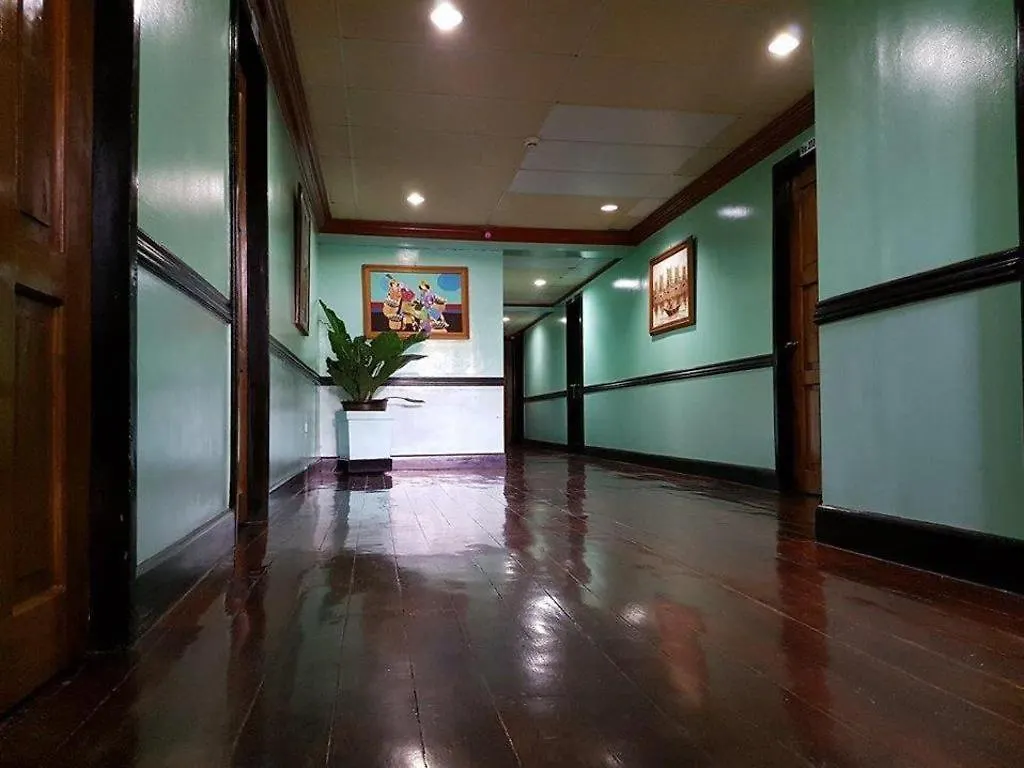 Vest Grand Suites Panglao Philippines