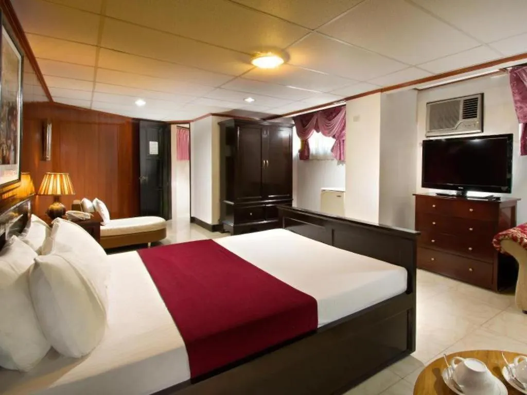 Vest Grand Suites Panglao 2*,  Philippines