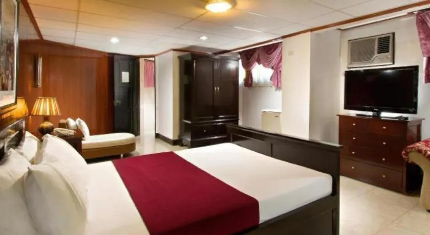 Vest Grand Suites Panglao Hotel