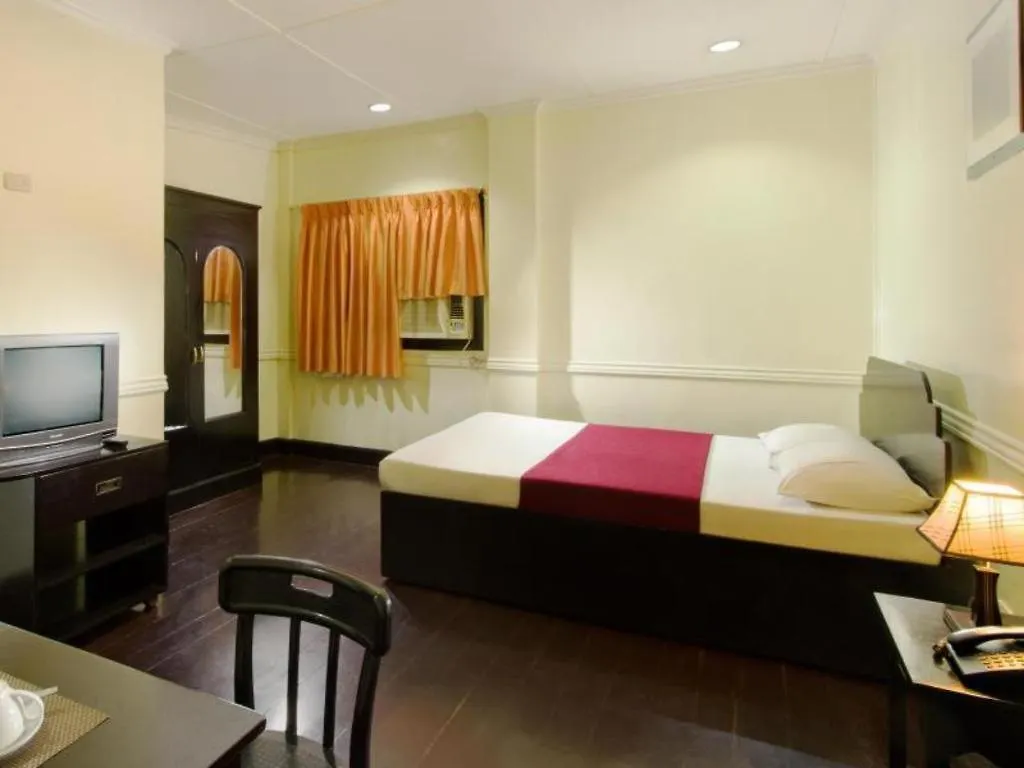 Vest Grand Suites Panglao 2*,
